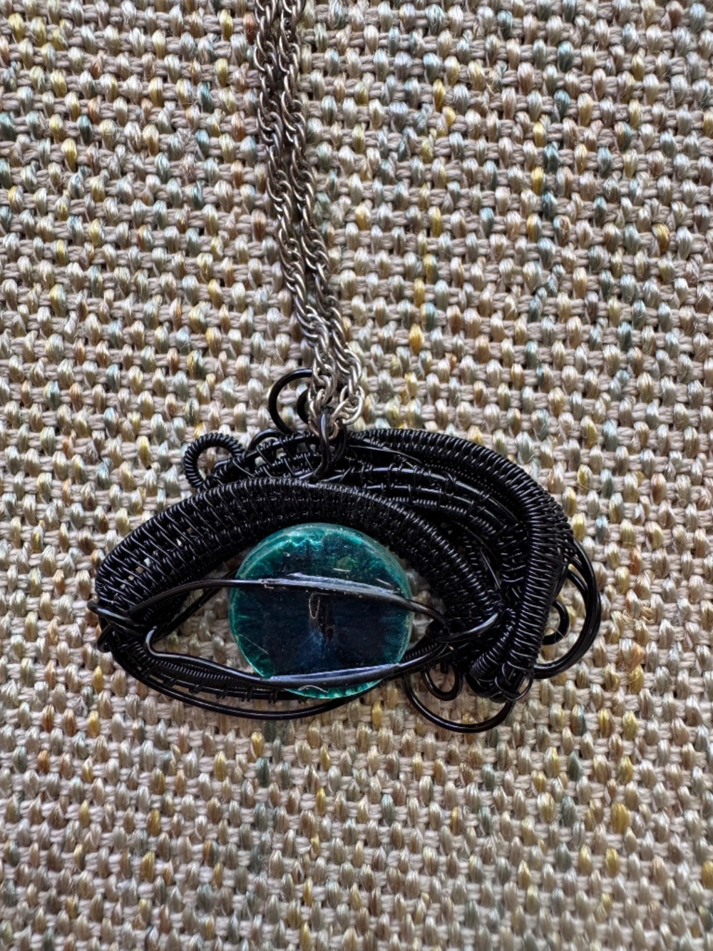 Twisted Wire Goth Eye Pendant - handmade - Picture 5 of 6